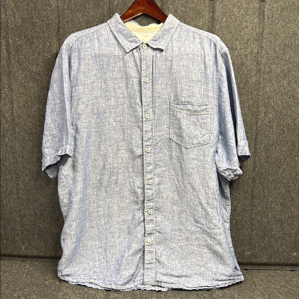 Tommy Bahama Blue Casual Button Down Shirt
